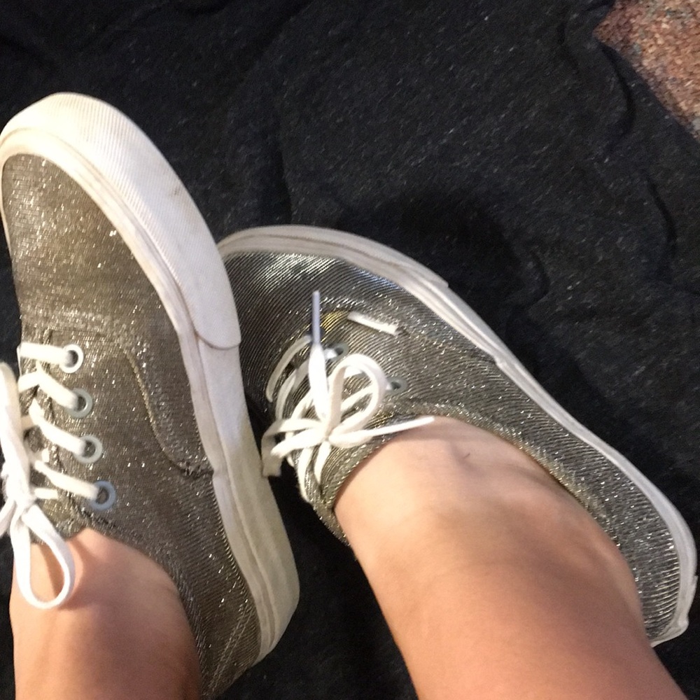 Shoes - Picture 3 of 5